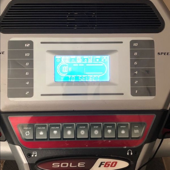 Treadmill - Picture 3 of 3